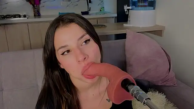 Snapshot of Mia_adams66 chatting on May 11, 10:40 pm Mia adams66 online show from May 11, 10:40 pm