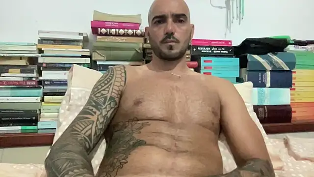 Snapshot of alessandromori91 chatting on July 10, 11:18 pm alessandromori91 online show from July 10, 11:18 pm