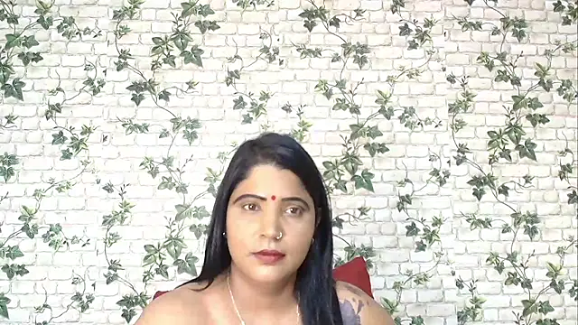 Snapshot of XIndianintimacy chatting on February 9, 12:28 am XIndianintimacy online show from February 9, 12:28 am