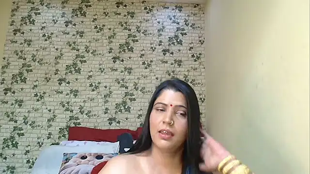 Snapshot of XIndianintimacy chatting on July 23, 8:07 pm XIndianintimacy online show from July 23, 8:07 pm