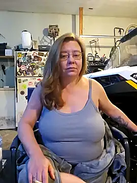 MsShelby40 online show from December 28, 9:51 pm