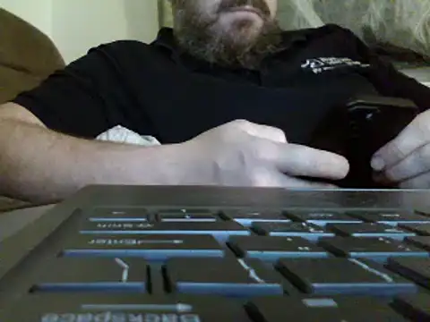 Snapshot of FROL83 chatting on April 27, 9:02 pm FROL83 online show from April 27, 9:02 pm