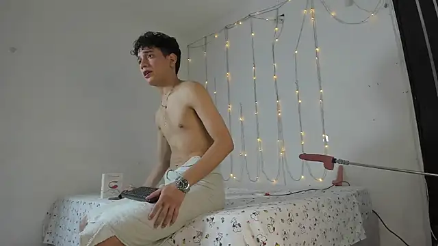 Benjamin Buster online show from November 9, 11:08 am