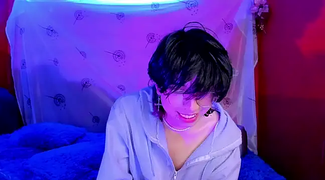 AnggelONfiree online show from December 28, 7:00 am