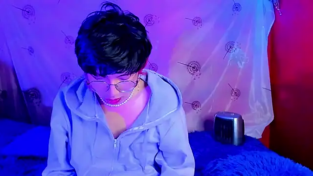 AnggelONfiree online show from February 16, 9:15 am