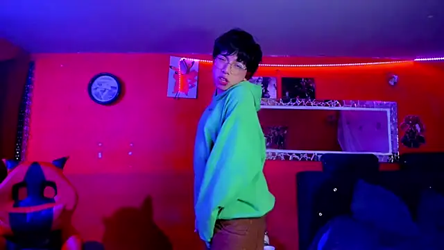 AnggelONfiree online show from March 10, 5:43 am