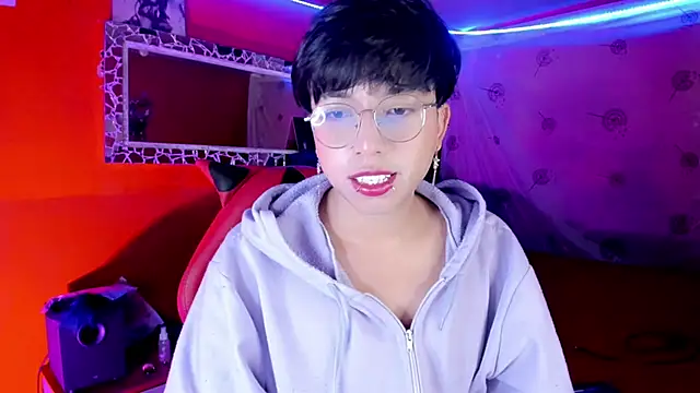 AnggelONfiree online show from October 12, 8:52 pm