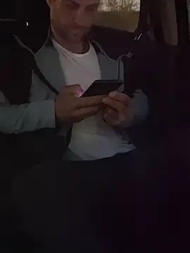 Snapshot of Zbochunec chatting on March 16, 5:39 pm Zbochunec online show from March 16, 5:39 pm