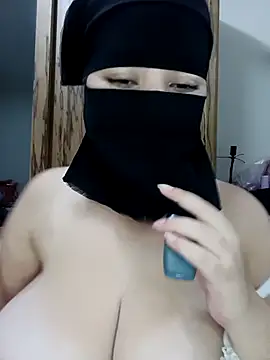 Snapshot of arabian_sara chatting on September 23, 6:11 pm arabian sara online show from September 23, 6:11 pm