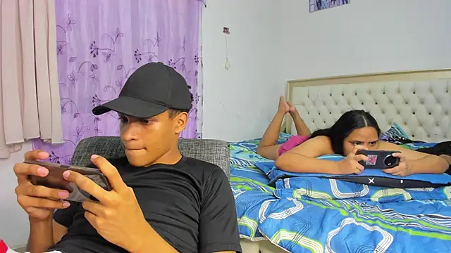 fenixonfire  online show from March 8, 10:34 pm