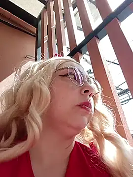 madelaine- online show from February 20, 7:14 pm