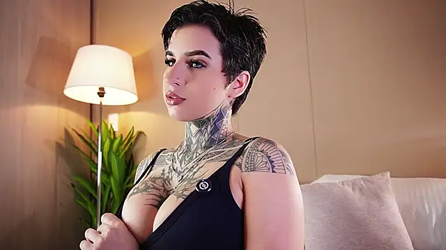 Snapshot of AliceShazaham_ chatting on April 26, 11:57 pm AliceShazaham online show from April 26, 11:57 pm