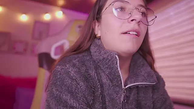 milly kenner online show from February 2, 7:12 pm