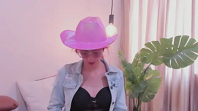 RedMeloddy online show from February 7, 7:17 pm