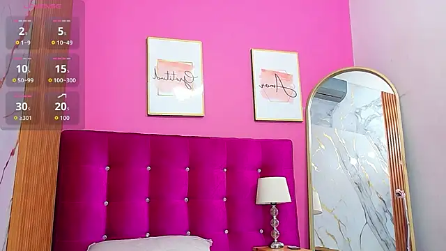 Snapshot of littleebonymommy chatting on July 23, 7:34 pm littleebonymommy online show from July 23, 7:34 pm