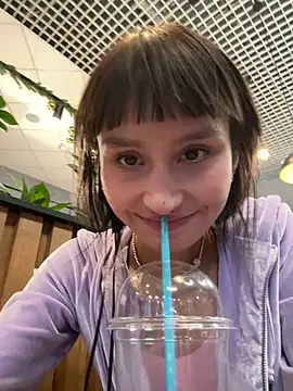 bigbabykiki online show from December 15, 12:49 pm