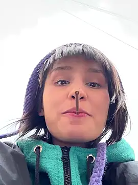 bigbabykiki online show from February 27, 8:39 am