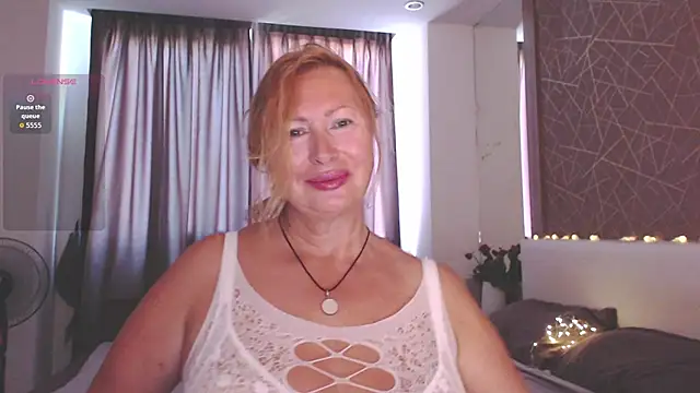 Snapshot of _Monika_sun_ chatting on May 3, 1:22 am Monika sun online show from May 3, 1:22 am