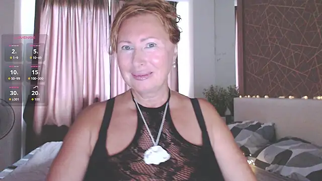 Snapshot of _Monika_sun_ chatting on May 8, 3:01 am Monika sun online show from May 8, 3:01 am