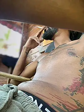 Snapshot of bigfatdick111 chatting on March 3, 9:15 am bigfatdick111 online show from March 3, 9:15 am