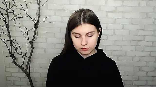 Snapshot of Sweet_Doll_Luna chatting on December 22, 1:22 pm Sweet Doll Luna online show from December 22, 1:22 pm