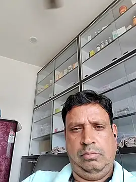 Snapshot of Raj1043 chatting on June 16, 5:32 am Raj1043 online show from June 16, 5:32 am