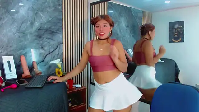 Isalombardi online show from March 14, 1:13 pm