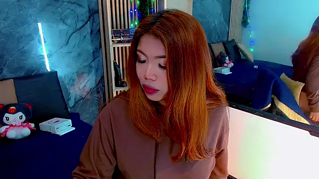 Snapshot of Isalombardi chatting on February 2, 4:00 am Isalombardi online show from February 2, 4:00 am