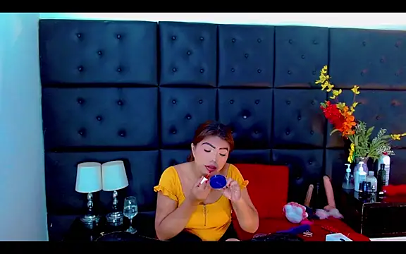 Snapshot of Isalombardi chatting on March 30, 3:07 am Isalombardi online show from March 30, 3:07 am