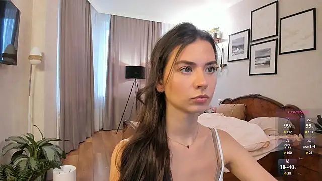 Snapshot of NicoleLuv chatting on June 28, 4:24 pm NicoleLuv online show from June 28, 4:24 pm