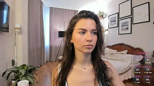 Snapshot of NicoleLuv chatting on July 12, 4:42 pm NicoleLuv online show from July 12, 4:42 pm