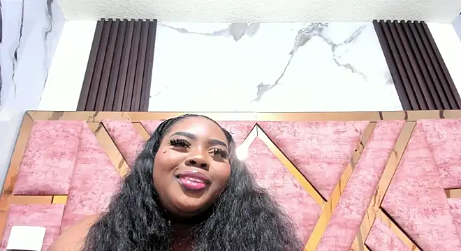 Snapshot of mia_alvares chatting on July 24, 11:52 am mia alvares online show from July 24, 11:52 am