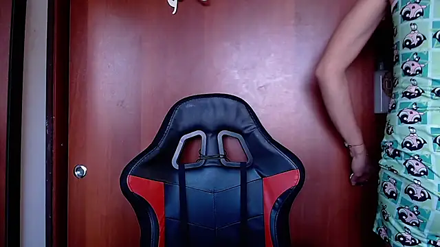 Lauraxdoll online show from January 27, 9:55 pm