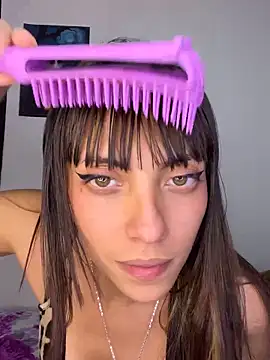 Snapshot of MiaGoth_ chatting on June 14, 10:45 pm MiaGoth online show from June 14, 10:45 pm