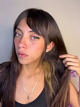 Snapshot of MiaGoth_ chatting on July 5, 2:51 am MiaGoth online show from July 5, 2:51 am