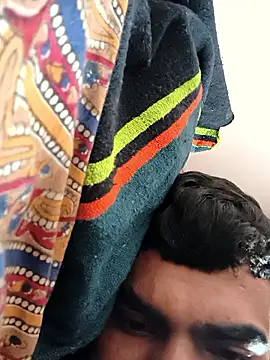 Snapshot of yourboy2000__ chatting on January 17, 5:12 am yourboy2000 online show from January 17, 5:12 am