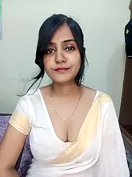 Miss-Riyasingh online show from May 3, 5:19 pm