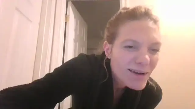 Snapshot of AddieAssets chatting on September 21, 5:09 am AddieAssets online show from September 21, 5:09 am