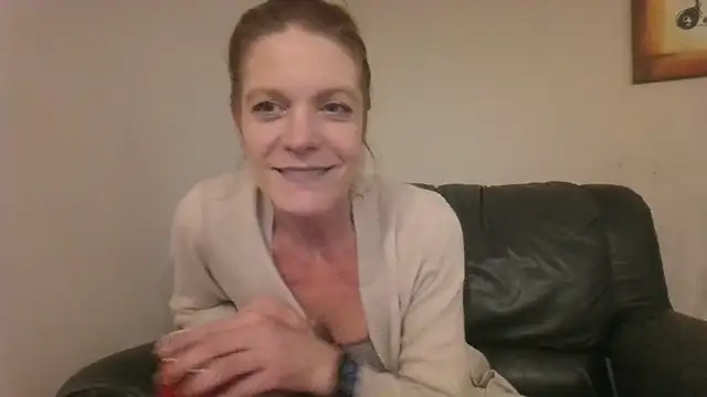 Snapshot of AddieAssets chatting on September 22, 9:44 am AddieAssets online show from September 22, 9:44 am