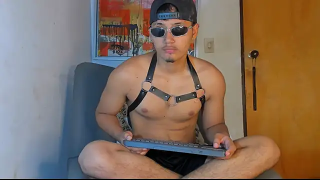 Snapshot of nick1606 chatting on June 26, 5:34 am nick1606 online show from June 26, 5:34 am