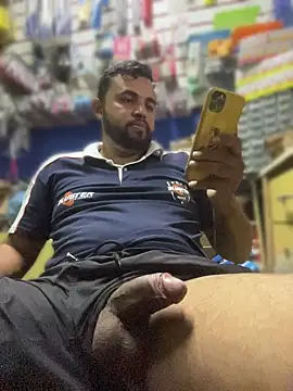 Sheik z o online show from April 8, 2:17 pm