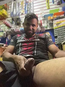 Snapshot of Sheik_z_o chatting on July 29, 1:42 pm Sheik z o online show from July 29, 1:42 pm
