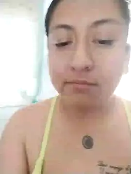Snapshot of EmpaticBolillo chatting on May 12, 3:20 pm EmpaticBolillo online show from May 12, 3:20 pm