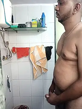 Snapshot of Mmm992170 chatting on February 28, 12:42 pm Mmm992170 online show from February 28, 12:42 pm