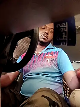 Snapshot of Mmm992170 chatting on March 14, 10:50 am Mmm992170 online show from March 14, 10:50 am