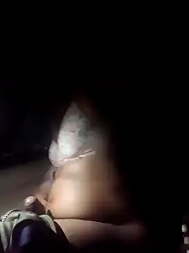 Snapshot of Mmm992170 chatting on March 20, 4:40 am Mmm992170 online show from March 20, 4:40 am