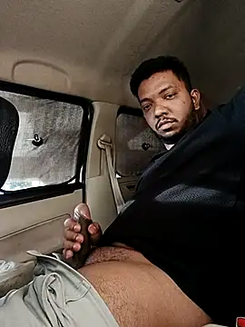 Snapshot of Mmm992170 chatting on March 21, 11:33 am Mmm992170 online show from March 21, 11:33 am