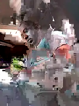 Snapshot of Mmm992170 chatting on September 20, 9:43 am Mmm992170 online show from September 20, 9:43 am