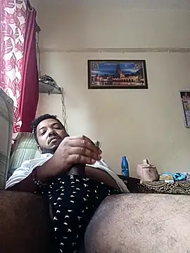 Snapshot of Mmm992170 chatting on October 7, 4:31 am Mmm992170 online show from October 7, 4:31 am