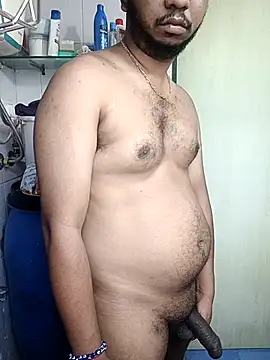 Snapshot of Mmm992170 chatting on October 20, 4:57 am Mmm992170 online show from October 20, 4:57 am